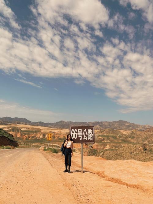 网红公路–中卫66号公路_拍照_景点_宁夏中卫66号公路