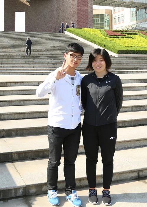 网赌糖果派对:教学相长——访经济法学院副教授王莹莹