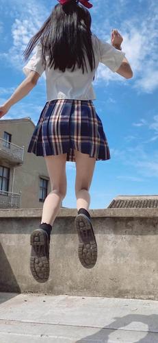 jk制服少女背影手机壁纸