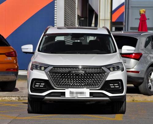 新款奇瑞捷途x95,售9.99万,1.6t油耗仅8升,空间与h9看