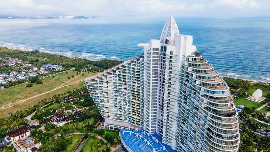 海棠湾红树林不似翻船酒店却像魔鬼鱼