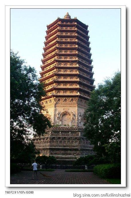 越野行走观赏天宁寺塔的姊妹塔--玲珑塔