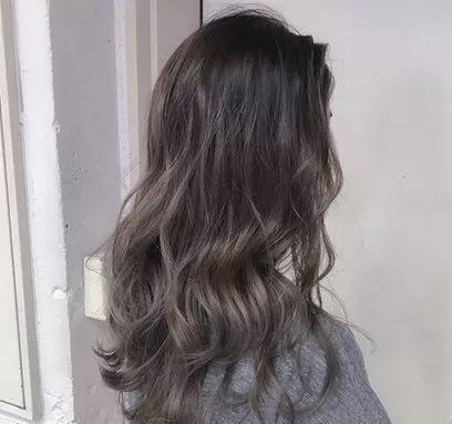 精致女人要精致到头发丝吗