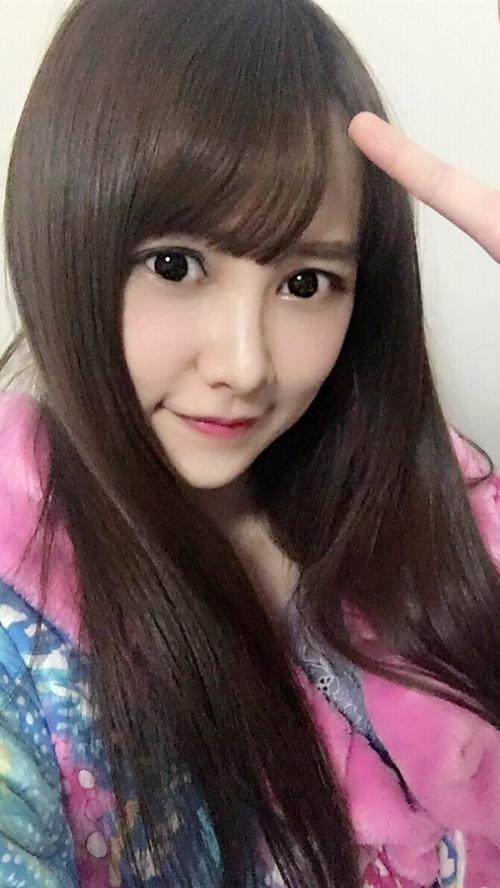 snh48唐安琪自拍手机壁纸