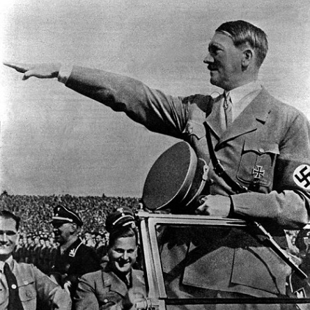 丘吉尔为何说二战是个愚蠢的战争?瞬间让我有点同情德国