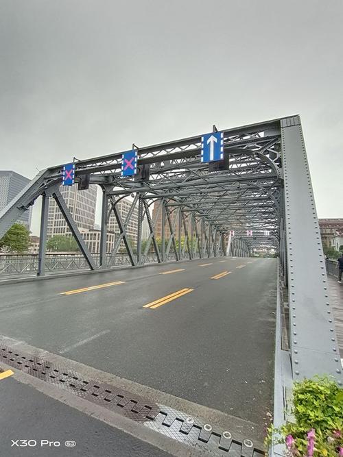 中国第一座钢架桥