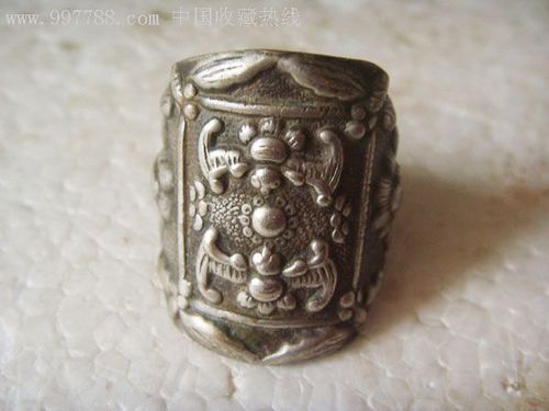 清代银饰品戒指,银戒指,银对戒,年代不详,纯银,人物_第1张