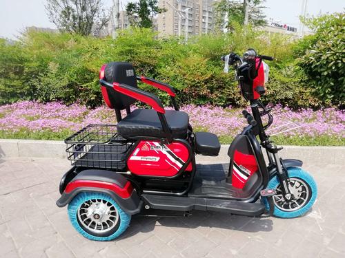 奥斯特 炫酷休闲三轮