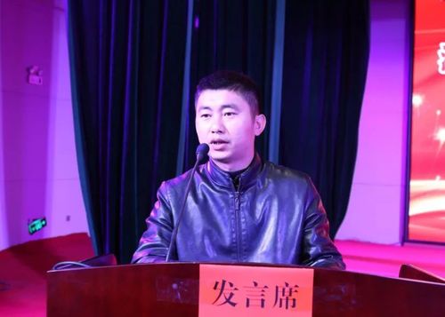 汉中市"典型引领奔小康·我的脱贫故事"巡回宣讲报告会走进洋县,宁强