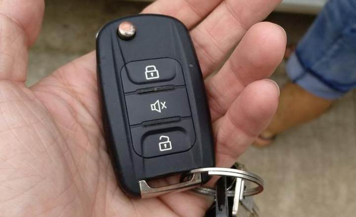 五菱汽车-五菱宏光 2015款 1.2l s基本型