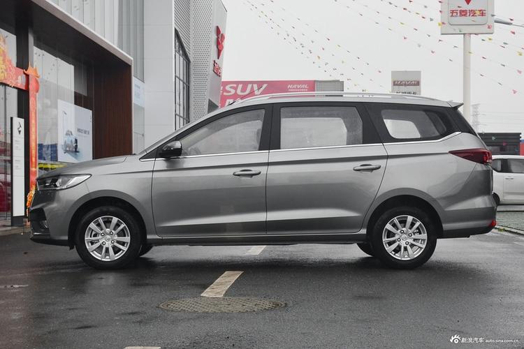 明明可以靠颜值却非要靠价格实力宝骏360全国557万起