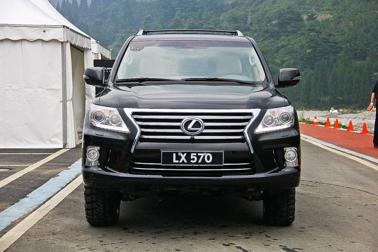 雷克萨斯lx