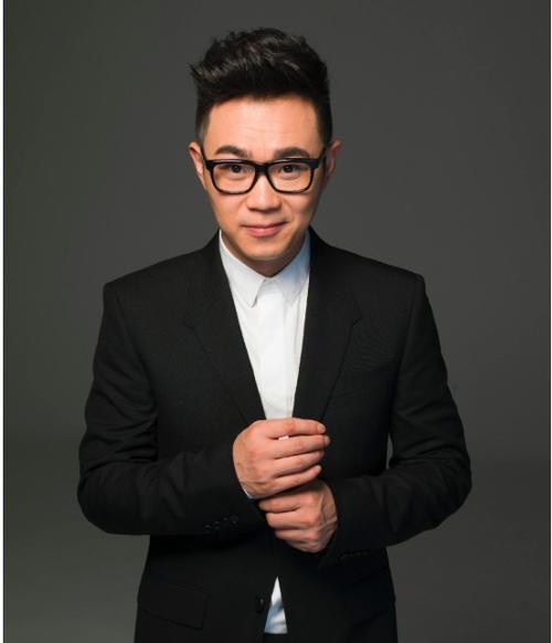 大家觉得董成鹏这个人怎么样?