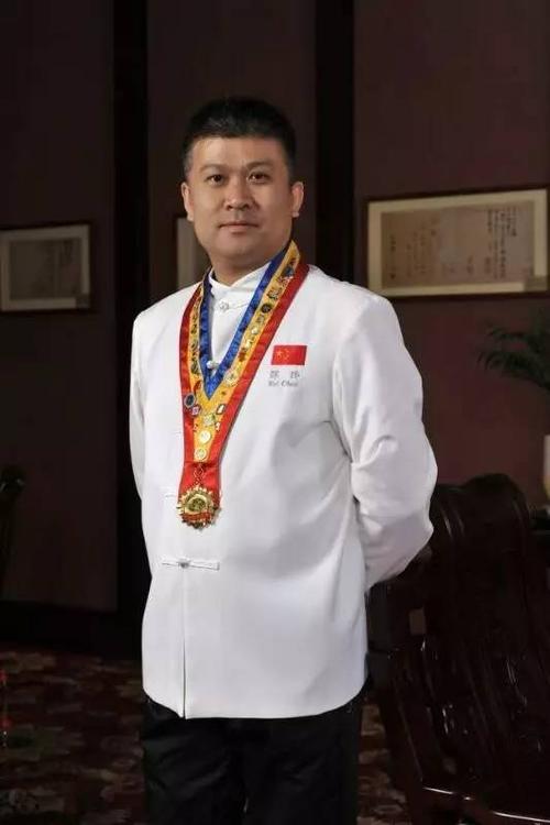 大师风采 | 劲霸厨师顾问陈伟:中国匠心美食的缔造者