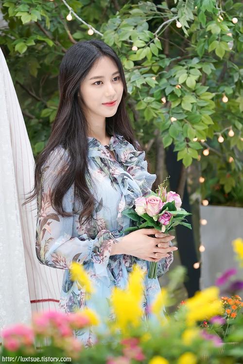 美女模特宋多惠
