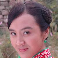 中国大陆女演员岳跃性感迷人头像个性甜美的形象被观众熟悉