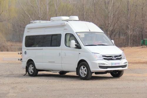 国产小型房车 大通短轴b型房车 私人订制版