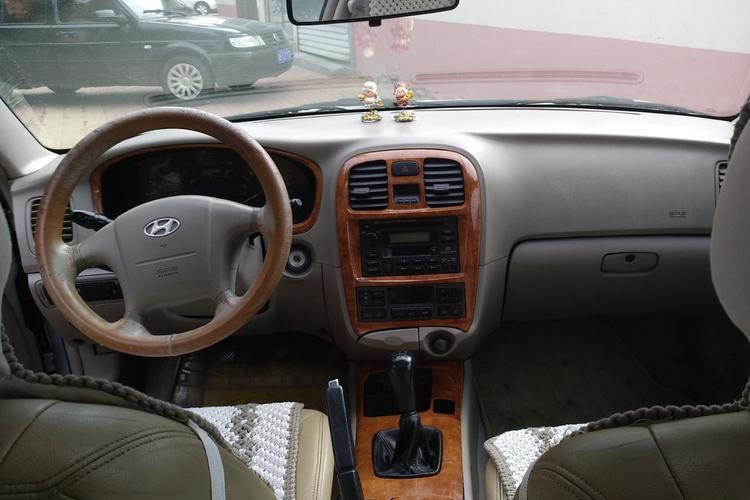 现代-索纳塔 2006款 2.0l 手动舒适型