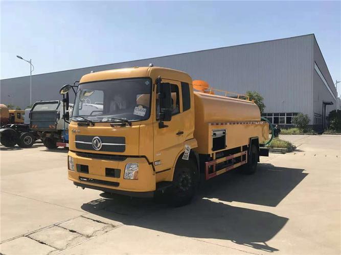 东风天锦12方管道疏通车(工程黄)