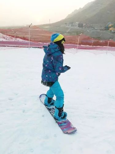 曲阳悠乐谷滑雪场正式运行了唐县指定售票处团购更优惠
