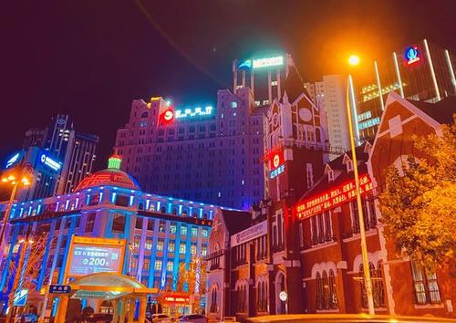 大连中山广场的夜景