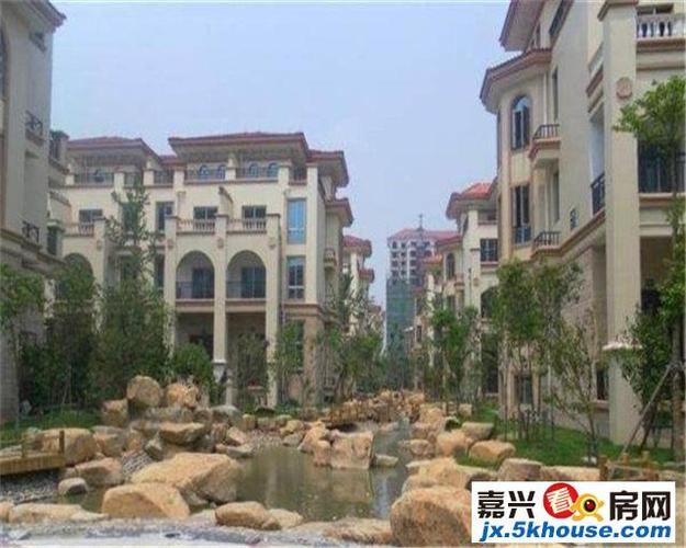 乍浦核心 物美购物广场旁 东方巴黎城 3室2厅2卫 120㎡