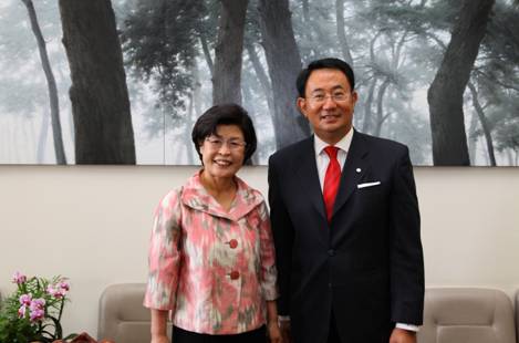 韩国会议员接见李道:与宝健结缘加深了我的中国情结