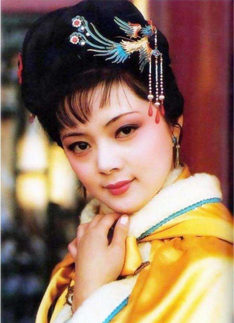 《红楼梦》里薛家给薛宝琴和薛宝钗要想高嫁有多难?