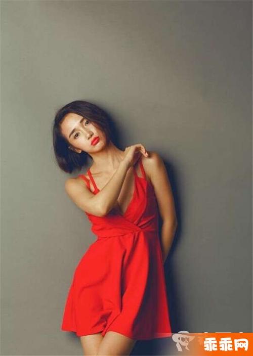 《漂洋过海来看你》叶丽莎是谁演的 黄婧资料背景遭扒
