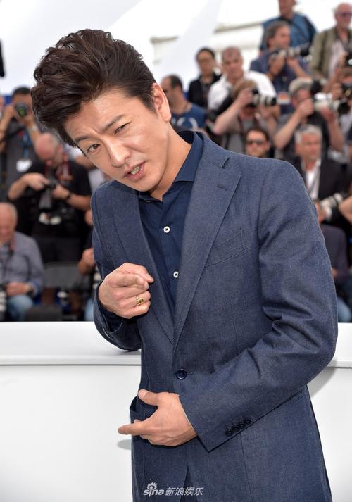 组图:木村拓哉亮相戛纳电影节 搞怪不停发型抢镜