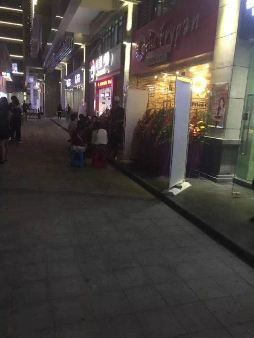 长平新一城合胜百货 旺铺转让—汕头龙湖区商铺门面