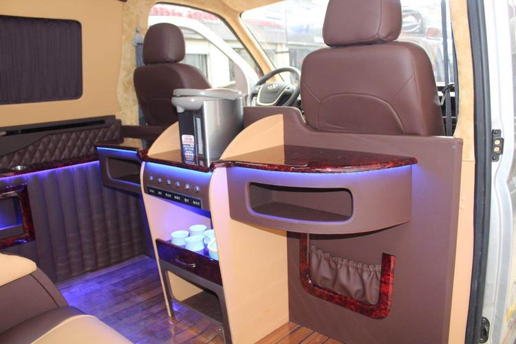 大通g10改装房车案例