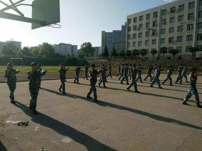 安徽国防科技职业学院优秀社团展播之一校国旗护卫队