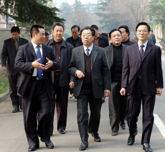 省人大副主任王道玉来我校调研工作