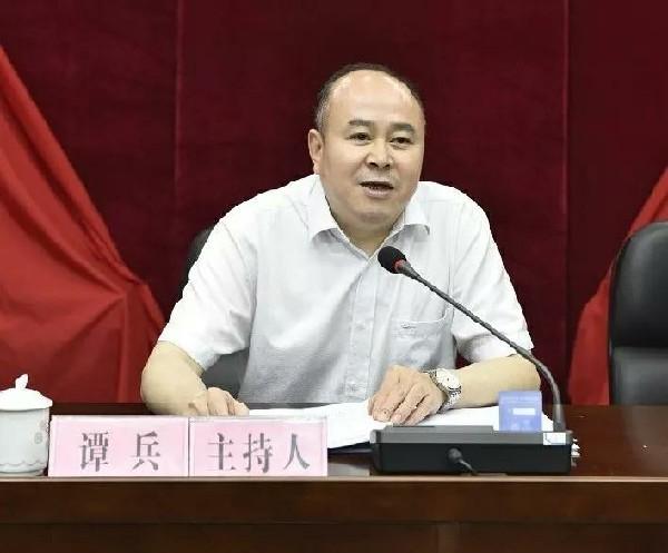 蔡旭东任佛冈县副县长代理县长职务