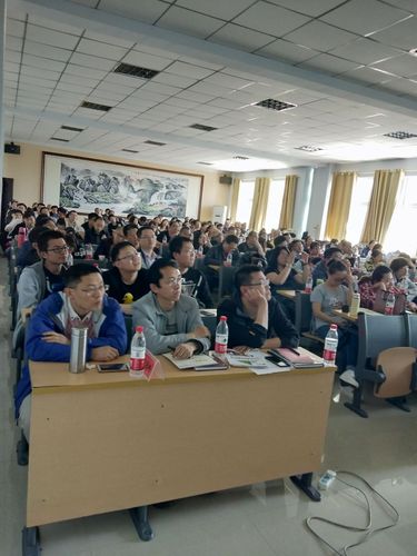 张家口市教育技术装备培训班