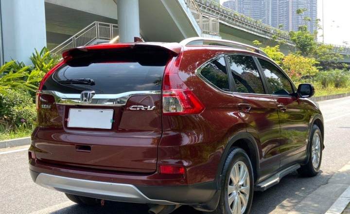 本田crv 2016款 2.0l 两驱都市版
