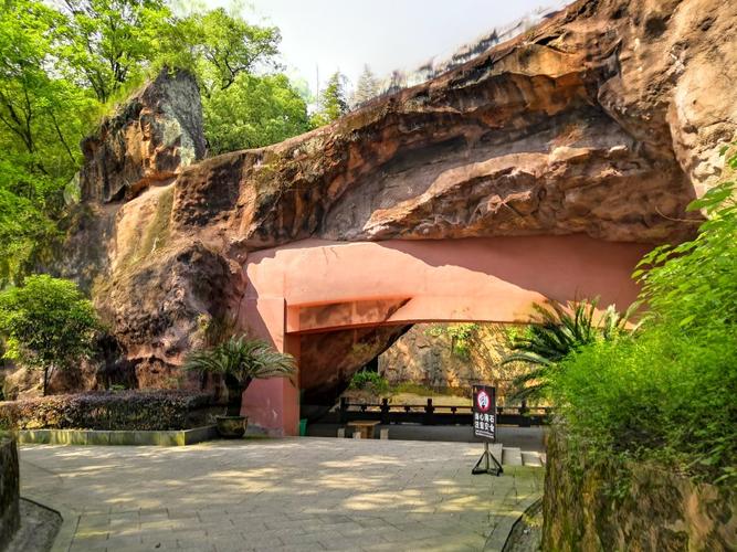 浙江衢州龙游石窟旅游区