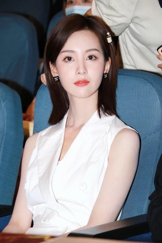 光荣与梦想陈都灵称曹可凡像父亲般照顾我