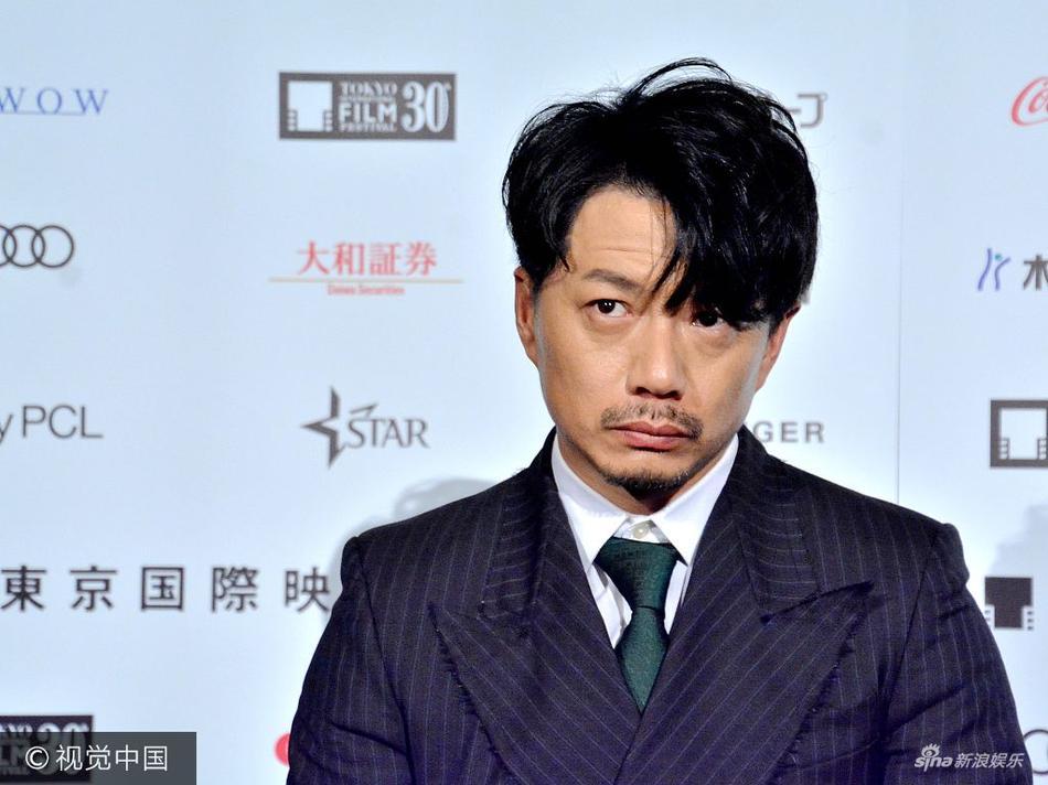 组图:段奕宏携《暴雪将至》亮相东京 表情实力诠释丧萌_高清图集_新浪