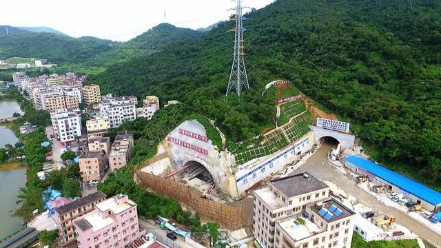 粤港澳大湾区重点基建项目黑白面将军山隧道全面展开