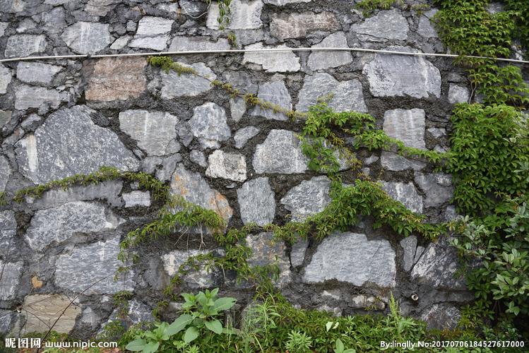 乱石堆砌墙图片