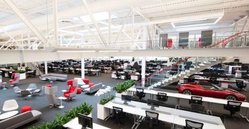 特斯拉办公室2008年vs 2021年 变化太惊人