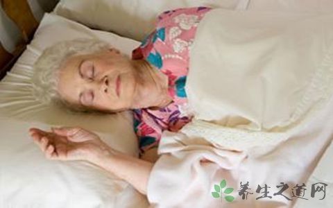 卧床老人怎样预防褥疮