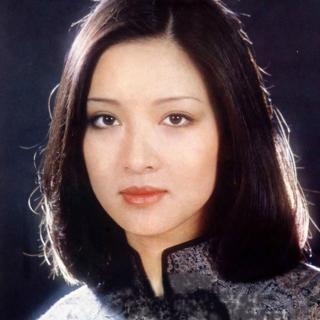 fm在子午 不可思议的新女性——胡因梦