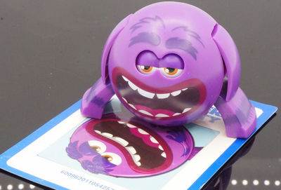 roll-a-scare ride 【规格】全新无外盒包装--简装;怪物高约:7cm