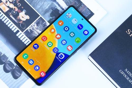 轻薄潮流之选三星galaxya525g评测