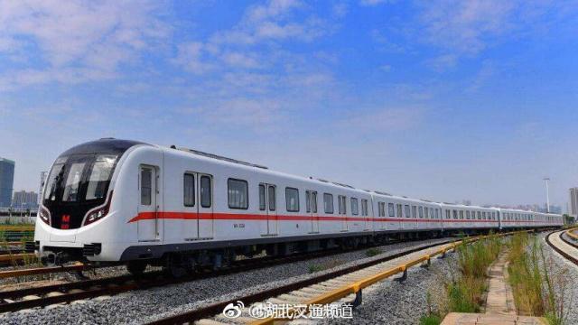 武汉轨道交通8号线二期又有新进展:洪山区政府站主体结构封顶