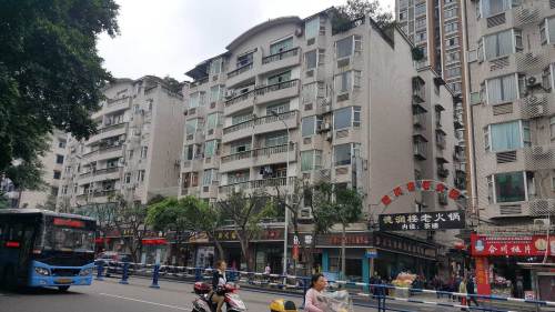 合川区南津街中什字转盘2室看电视上网wifi全免费