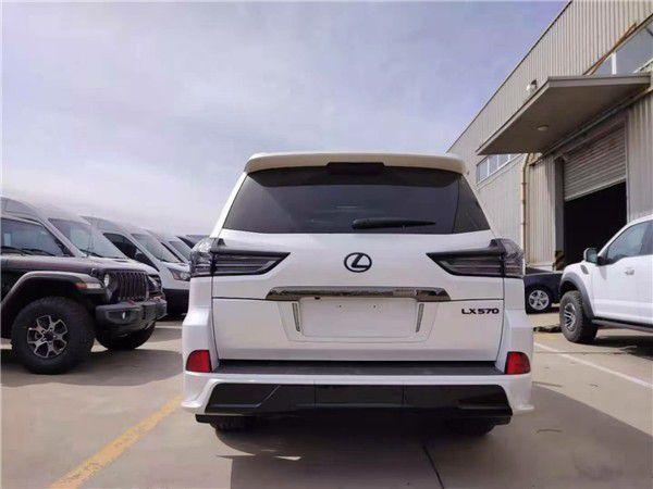 新款雷克萨斯lx570超级运动落地价多少